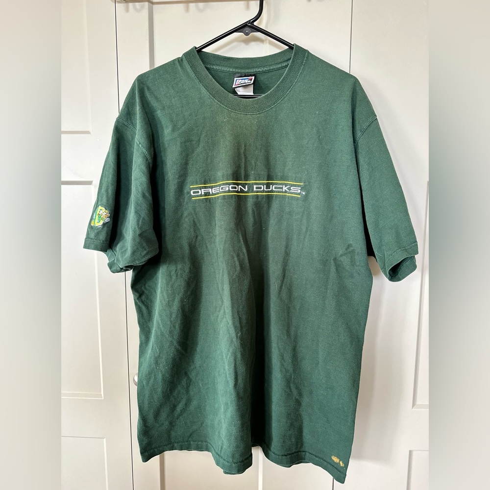 Vintage University of Oregon shirt